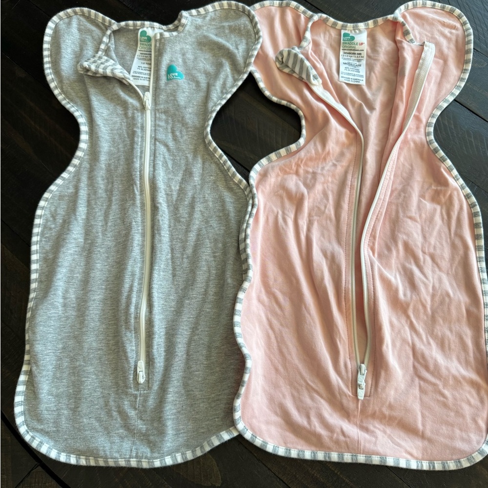 Lot of 2 Love to Dream Arms Up Newborn Swaddle 5-8.5 lbs